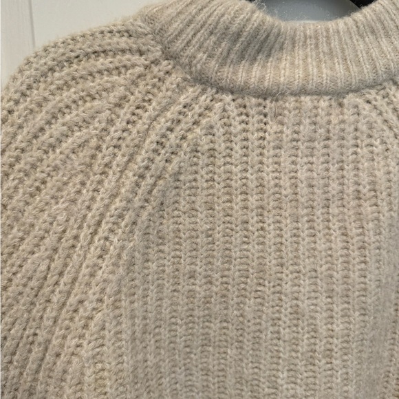 Universal Thread Ivory Sand Cable Crew Neck Sweater Size XL - Picture 2 of 11